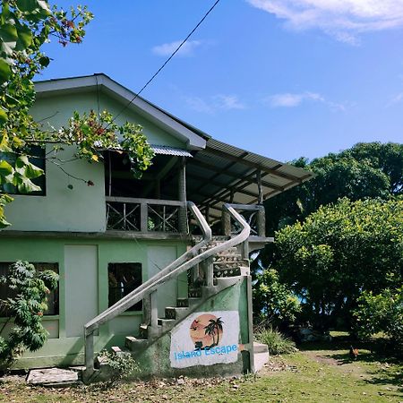 Guesthouse Island Escape South End Ngoại thất bức ảnh