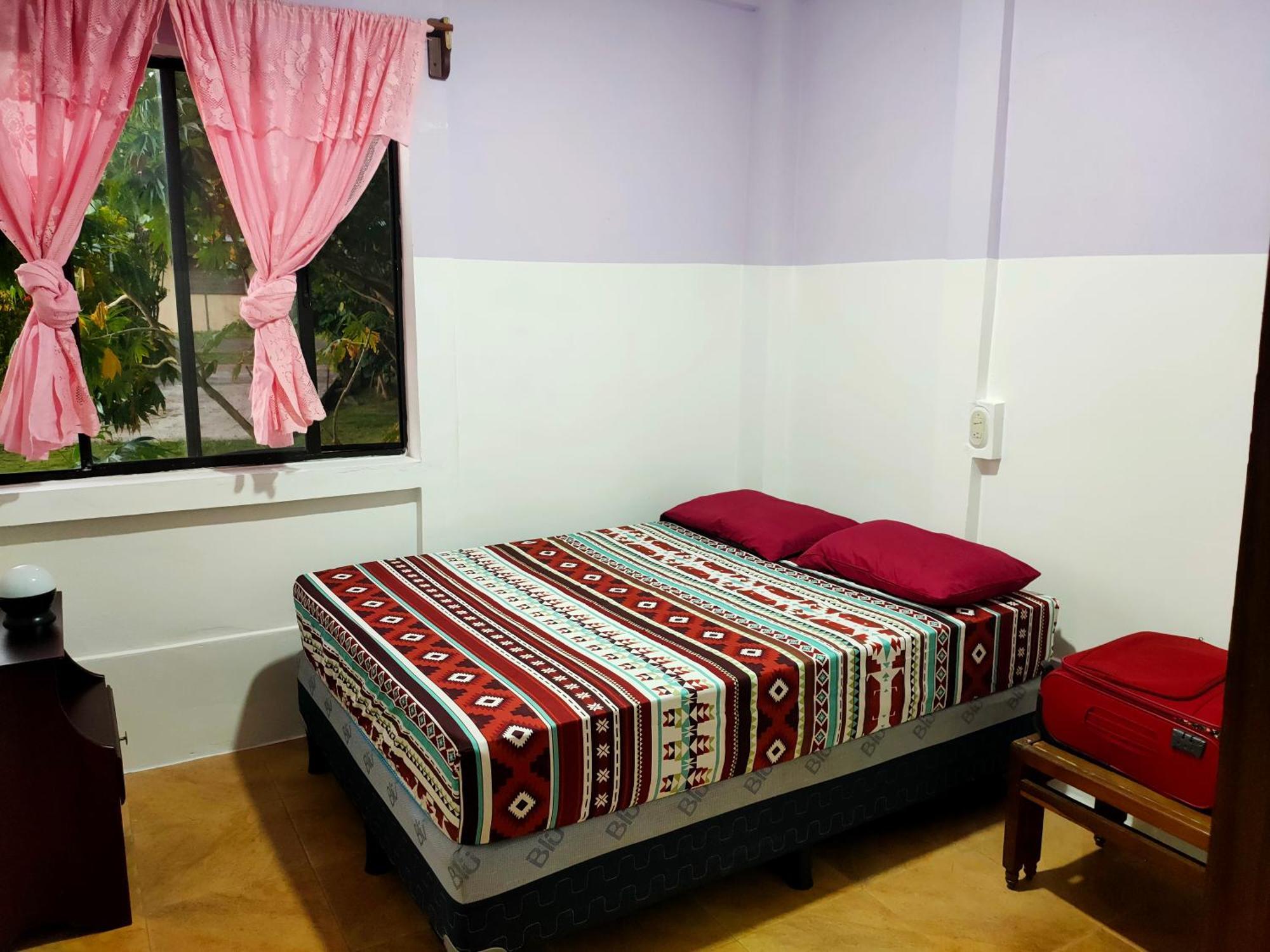 Guesthouse Island Escape South End Phòng bức ảnh