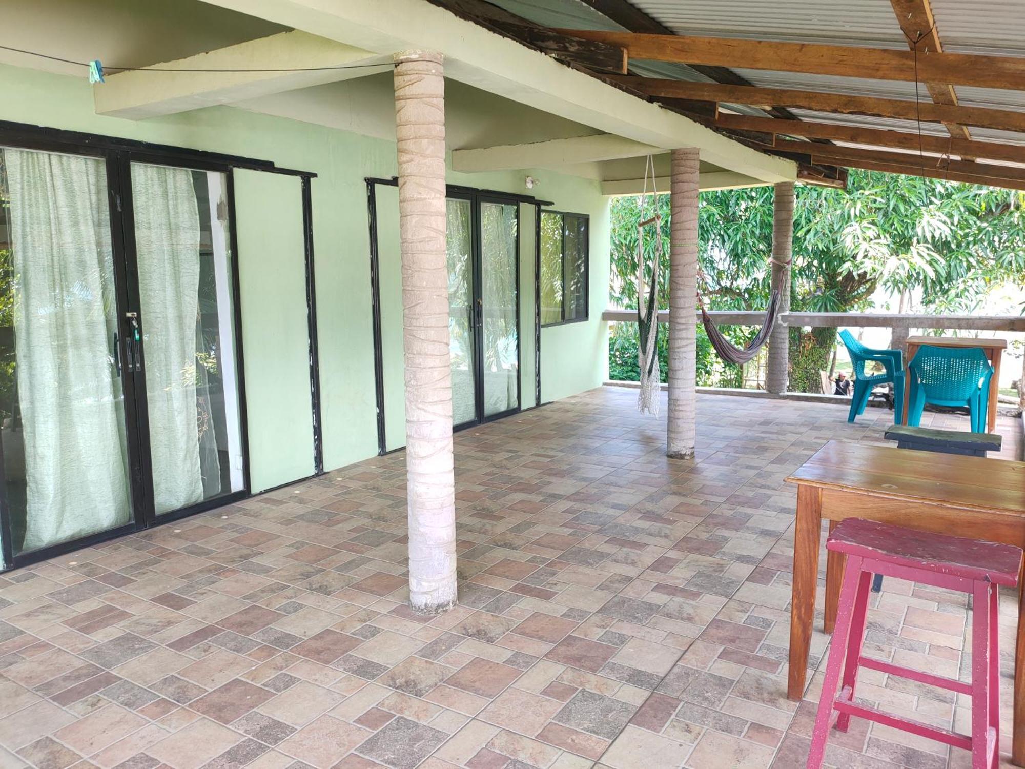 Guesthouse Island Escape South End Phòng bức ảnh